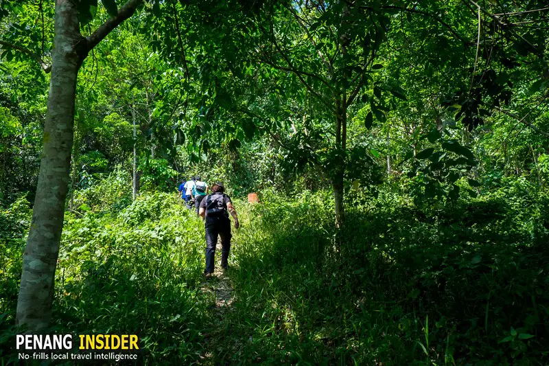 Lenggong Valley hike to gua gunung runtuh