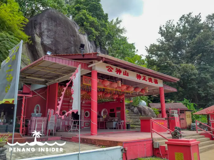 The Yew Bee Temple in Taman Island Glades, Penang.