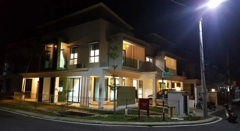 Villa Riadah Pangkor island hotel