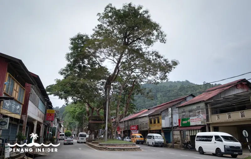 Sungai Lembing's quiet main strip